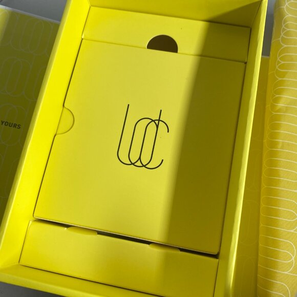 Lora DiCarlo Baci Robotic Clitoral Massager NWB - Picture 3 of 5